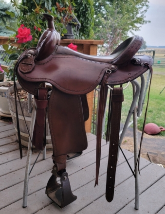 Tack ID: 567838 Clinton Anderson Saddle with Horn. Price Reduced! - PhotoID: 152135 - Expires 23-Jun-2024 Days Left: 115