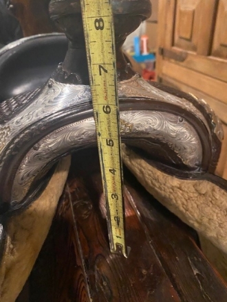 Tack ID: 567910 Silver Mesa Show Saddle plus Breastcollar and Headstall - PhotoID: 152233 - Expires 22-Apr-2024 Days Left: 61