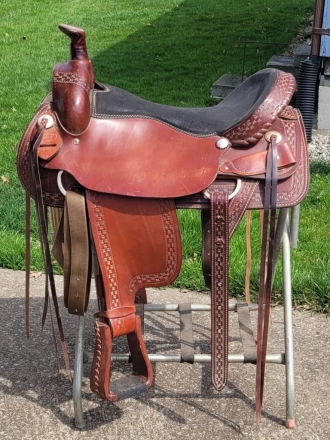 Tack ID: 568189 Dakota Leather Horse Saddle - PhotoID: 152624 - Expires 07-May-2024 Days Left: 63