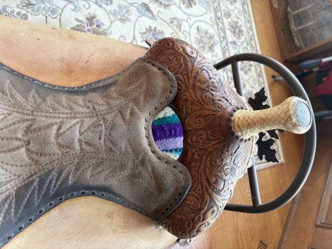 Tack ID: 569208 Circle Y Cutting & Reining Saddle - PhotoID: 155636 - Expires 30-Jul-2026 Days Left: 86