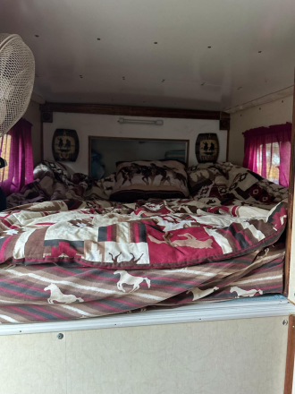 Tack ID: 569996 2003 Three horse aluminum slant load Exiss XT 300 Horse - PhotoID: 155031 - Expires 25-Nov-2025 Days Left: 13