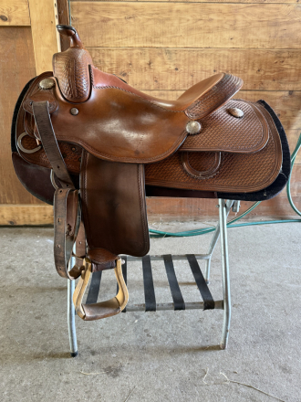 Tack ID: 570027 Pards Advantage reining saddle - PhotoID: 155065 - Expires 08-Dec-2025 Days Left: 4
