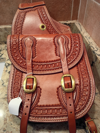 Tack ID: 570032 Western Saddlebags - PhotoID: 155079 - Expires 10-Dec-2025 Days Left: 6