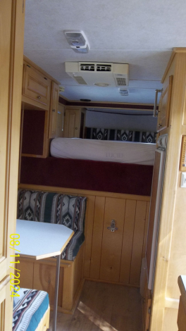 Tack ID: 570054 2003 Classic Aluminum 3-Horse Living Quarters - PhotoID: 155464 - Expires 05-Aug-2026 Days Left: 174