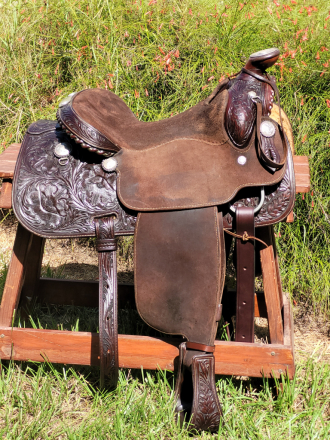 Tack ID: 570062 Classic:Bobs Western World Scottsdale AZ/Rios saddle - PhotoID: 155121 - Expires 25-Dec-2025 Days Left: 21
