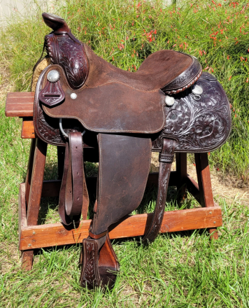 Tack ID: 570062 Classic:Bobs Western World Scottsdale AZ/Rios saddle - PhotoID: 155122 - Expires 25-Dec-2025 Days Left: 21
