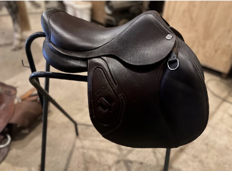 Tack ID: 570075 2021 CWD 17inch dynamic range with flat seat, close contact - PhotoID: 155129 - Expires 25-Dec-2025 Days Left: 21