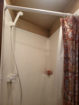 Tack ID: 570093 2012 Bison Trail Hand gooseneck w living quarters - PhotoID: 155154 - Expires 04-Jan-2026 Days Left: 31