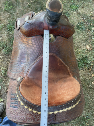 Tack ID: 570109 Running P Roping Saddle - PhotoID: 155172 - Expires 11-Jan-2026 Days Left: 38