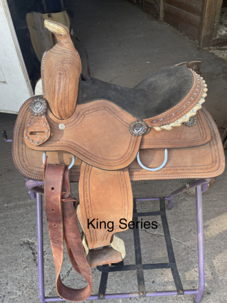 Tack ID: 570111 Kids Western Saddle - PhotoID: 155179 - Expires 11-Jan-2026 Days Left: 38