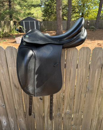 Tack ID: 570133 Prestige Dressage Saddle 18” - PhotoID: 155191 - Expires 19-Jan-2026 Days Left: 46