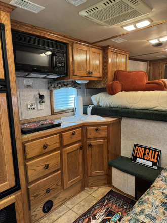 Tack ID: 570157 2003 Hart 4 Horse with LQ - PhotoID: 155246 - Expires 01-Feb-2026 Days Left: 59