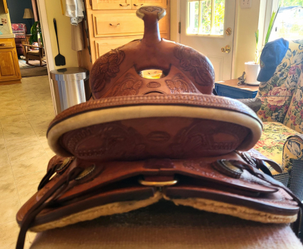 Tack ID: 570164 J J Maxwell Hope Trail/Reiner saddle - PhotoID: 155253 - Expires 03-Feb-2026 Days Left: 61