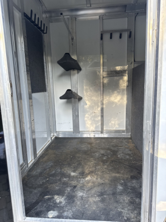 Tack ID: 570171 2020 Cimarron 2 Horse Straight Load Gooseneck - PhotoID: 155261 - Expires 08-Feb-2026 Days Left: 66