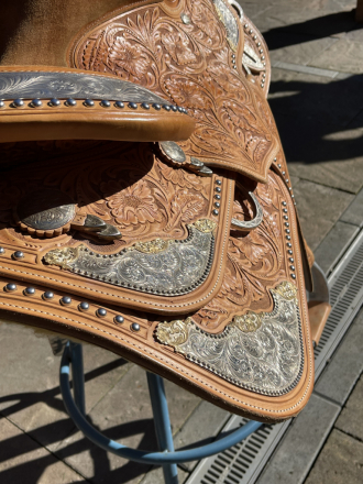 Tack ID: 570196 Kathy’s Western Show Saddle - PhotoID: 155288 - Expires 22-Feb-2026 Days Left: 79