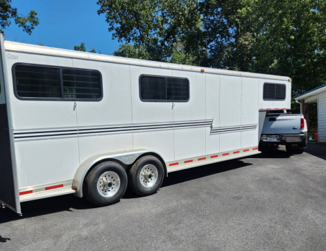 Tack ID: 570202 2007 Silver Star horse trailer - PhotoID: 155343 - Expires 27-Feb-2026 Days Left: 56