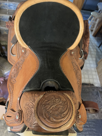 Tack ID: 570235 Custom made Shiraz Saddle - PhotoID: 155348 - Expires 11-Mar-2026 Days Left: 89