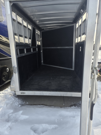 Tack ID: 570265 2016 Shadow Stable Mate Horse Trailer Bumper Pull - PhotoID: 155372 - Expires 27-Mar-2026 Days Left: 84