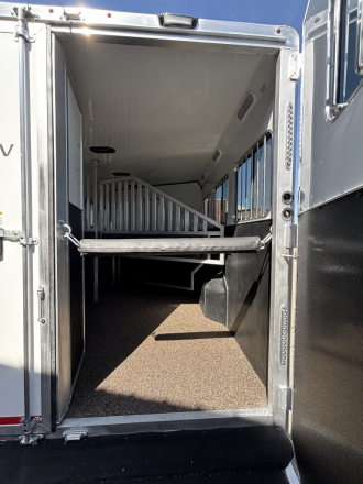 Tack ID: 570296 2025 Merhow Summit 8314 - PhotoID: 155383 - Expires 09-Apr-2026 Days Left: 77