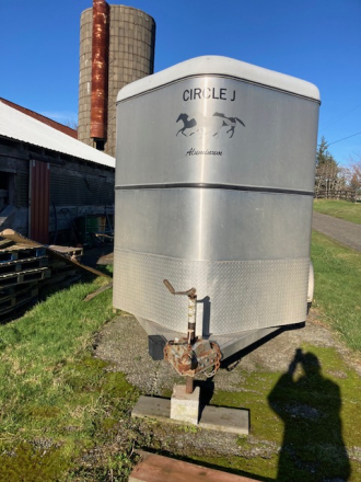 Tack ID: 570312 Aluminum two to three horse stock trailer with bumper pull - PhotoID: 155418 - Expires 19-Apr-2026 Days Left: 87