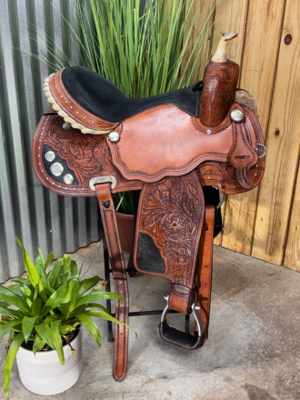 Tack ID: 570316 16 Tooled Western BARREL Horse Saddle w Engraved Conchos - PhotoID: 155413 - Expires 19-Apr-2026 Days Left: 87