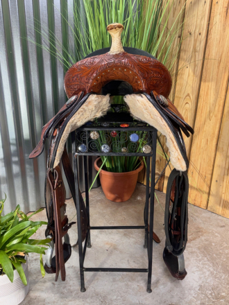 Tack ID: 570316 16 Tooled Western BARREL Horse Saddle w Engraved Conchos - PhotoID: 155415 - Expires 19-Apr-2026 Days Left: 87