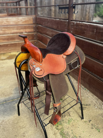 Tack ID: 570327 Fabtron Lady Trail Saddle - PhotoID: 155424 - Expires 23-Apr-2026 Days Left: 86