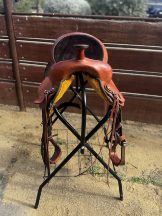 Tack ID: 570327 Fabtron Lady Trail Saddle - PhotoID: 155426 - Expires 23-Apr-2026 Days Left: 86