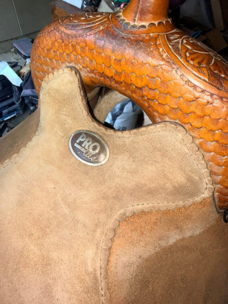Tack ID: 570354 13” PRO Lite Saddle/Classic Equine Pad - PhotoID: 155477 - Expires 16-May-2026 Days Left: 88