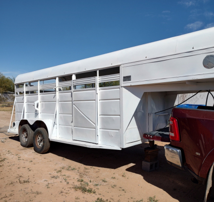 Tack ID: 570385 🔥 2002 Ponderosa 4 Horse Gooseneck – $8,500 OBO 🔥 - PhotoID: 155517 - Expires 01-Jun-2026 Days Left: 89