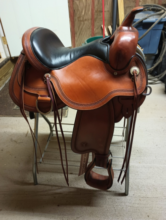 Tack ID: 570414 Circle Y pioneer flex 2 pleasure trail saddle - PhotoID: 155557 - Expires 15-Jun-2026 Days Left: 90