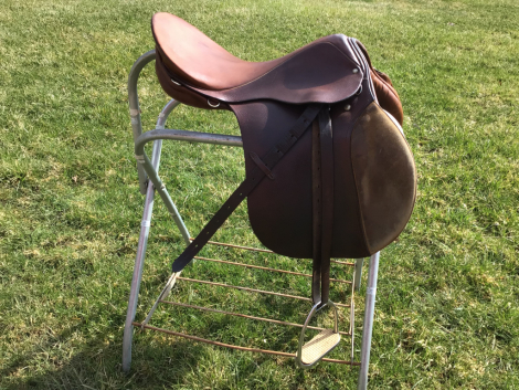 Tack ID: 570427 Stubben Siegfried 18” Forward Seat Jumping Saddle - PhotoID: 155570 - Expires 21-Sep-2026 Days Left: 180