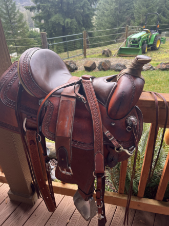 Tack ID: 570437 16” Circle Y Park and Trail - PhotoID: 155583 - Expires 27-Jun-2026 Days Left: 87