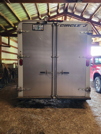 Tack ID: 570473 1999 Circle J Gooseneck Aluminum 2 Horse Trailer - PhotoID: 155709 - Expires 31-Aug-2026 Days Left: 80