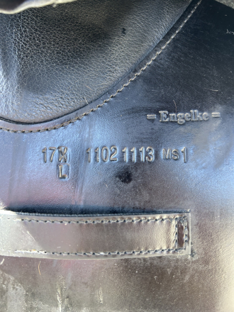Tack ID: 570490 Prestige D1 Dressage Saddle 17” L – Engelke – Black - PhotoID: 155626 - Expires 28-Jul-2026 Days Left: 84