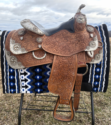 Tack ID: 570492 Silver Mesa Western Star Show Saddle Youth Child Kids - PhotoID: 155957 - Expires 10-Dec-2026 Days Left: 87