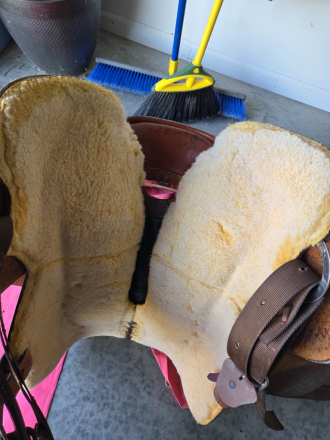 Tack ID: 570517 Beautiful Wyoming Western Saddle 16 - PhotoID: 155652 - Expires 04-Aug-2026 Days Left: 83