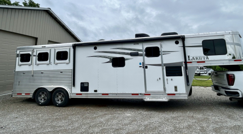 Tack ID: 570561 2021 Lakota Charger 8311 3 Horse Trailer - PhotoID: 155687 - Expires 24-Aug-2026 Days Left: 86