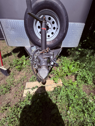 Tack ID: 570569 10” 2015 Adam’s Stock Trailer, CLEAN- 2 owners - PhotoID: 155704 - Expires 28-Nov-2026 Days Left: 158