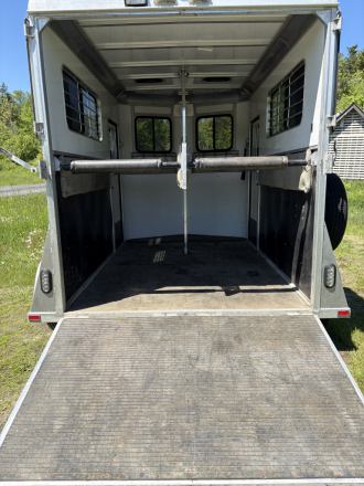 Tack ID: 570579 2015 Kingston Classic Elite (Warmbood sz) perfect condition - PhotoID: 155716 - Expires 03-Sep-2026 Days Left: 84