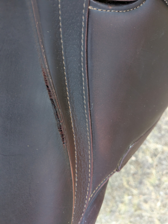 Tack ID: 570583 2021 Devoucoux Makila Harmonie S Dressage saddle - PhotoID: 155719 - Expires 04-Sep-2026 Days Left: 85