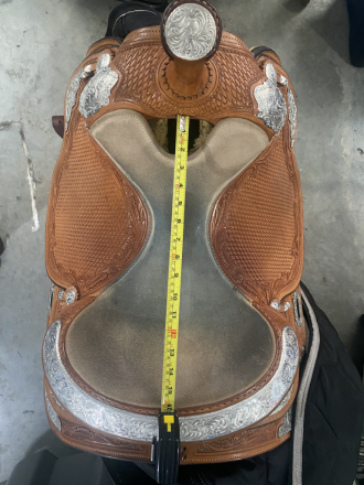 Tack ID: 570596 Kathy’s Santana Custom - PhotoID: 155736 - Expires 13-Sep-2026 Days Left: 70