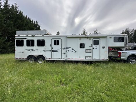 Tack ID: 570608 2005 LOGAN COACH 3 HORSE GN - PhotoID: 155763 - Expires 18-Dec-2026 Days Left: 174