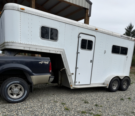 Tack ID: 570612 1999 Featherlite 2H GN Warmblood Size Horse Trailer - PhotoID: 155759 - Expires 19-Sep-2026 Days Left: 88