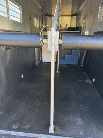Tack ID: 570612 1999 Featherlite 2H GN Warmblood Size Horse Trailer - PhotoID: 155762 - Expires 19-Sep-2026 Days Left: 88