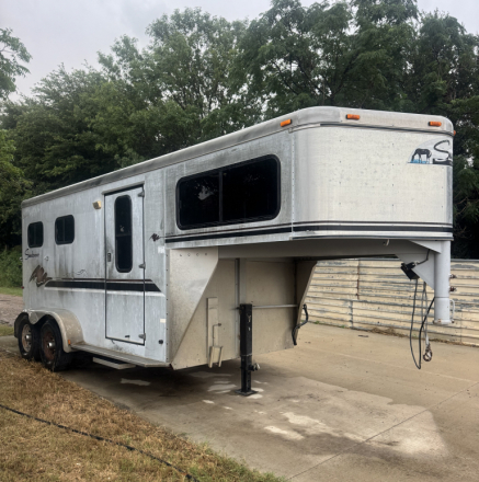 Tack ID: 570618 2 horse slant trailer aluminum - PhotoID: 155776 - Expires 21-Sep-2026 Days Left: 88