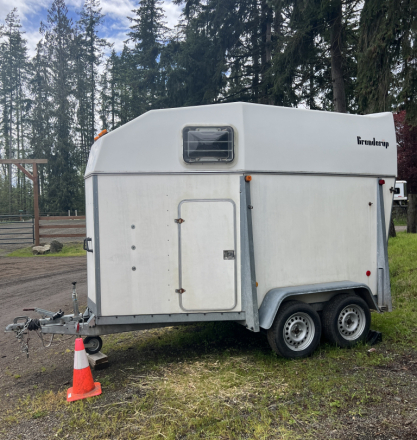 Tack ID: 570629 1993 Brenderup Royal TC Horse Trailer - PhotoID: 155779 - Expires 26-Dec-2026 Days Left: 176