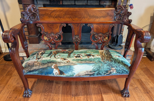 Tack ID: 570631 Antique Bench - PhotoID: 155783 - Expires 28-Sep-2026 Days Left: 87