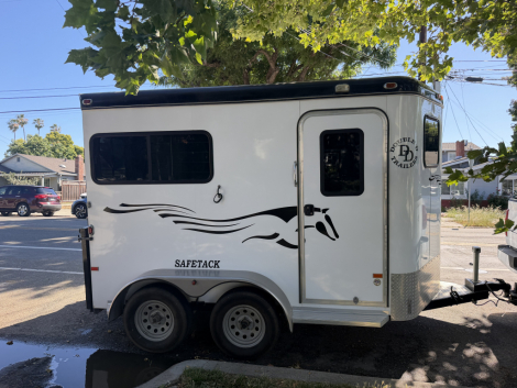 Tack ID: 570663 2019 Double D Custom Built One Horse Slant Load Trailer - PhotoID: 155814 - Expires 14-Jan-2027 Days Left: 173