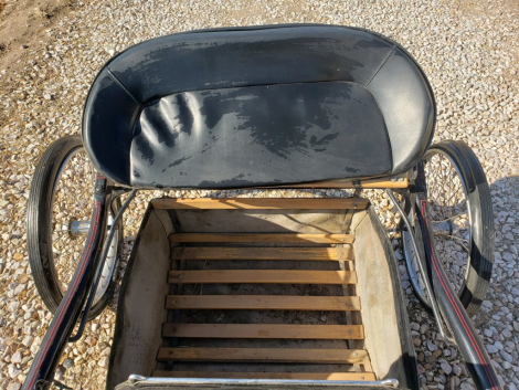 Tack ID: 570739 Horse Show Cart and Leather Harness - PhotoID: 155906 - Expires 17-Nov-2026 Days Left: 74